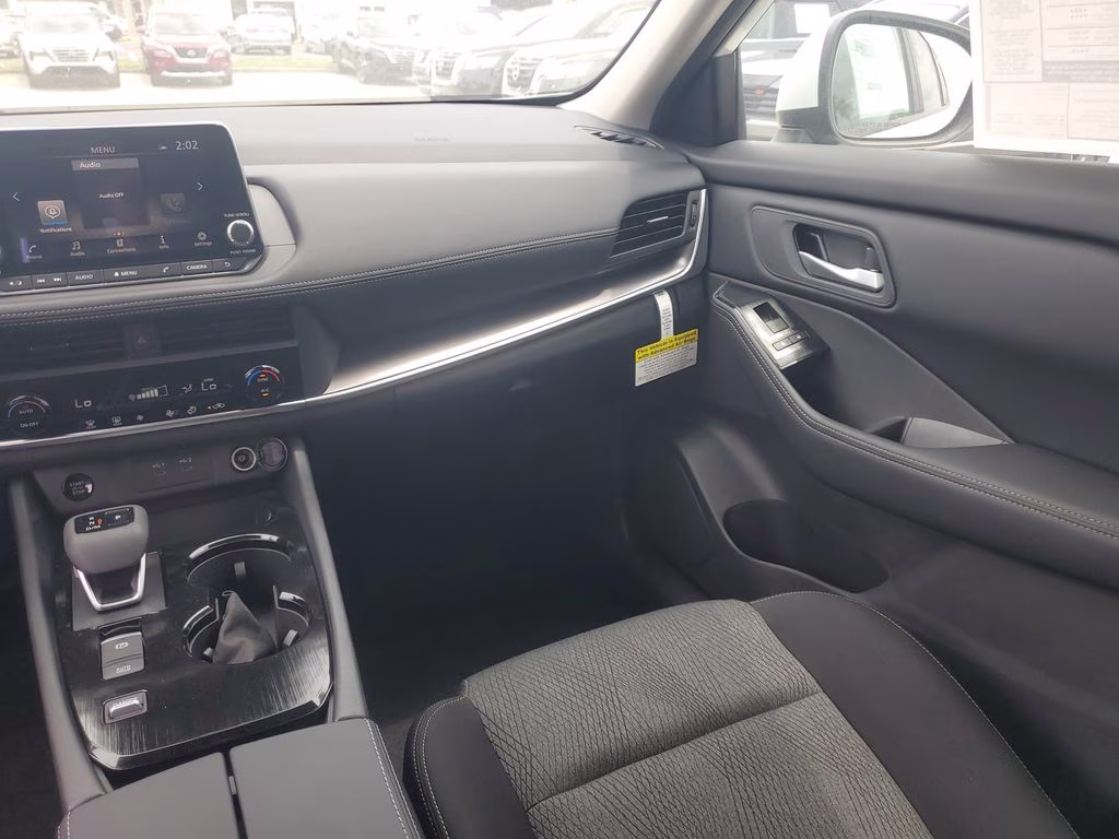 2026 Everest White Pearl Tricoat Nissan Rogue SV FWD SUV