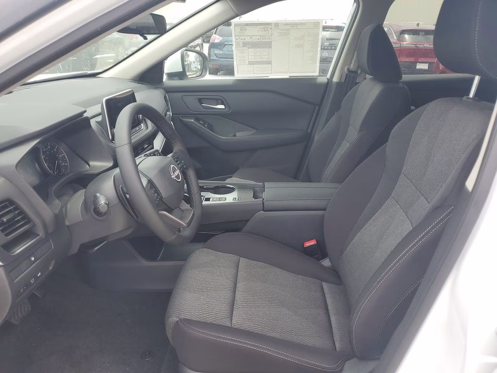 2026 Everest White Pearl Tricoat Nissan Rogue SV FWD SUV