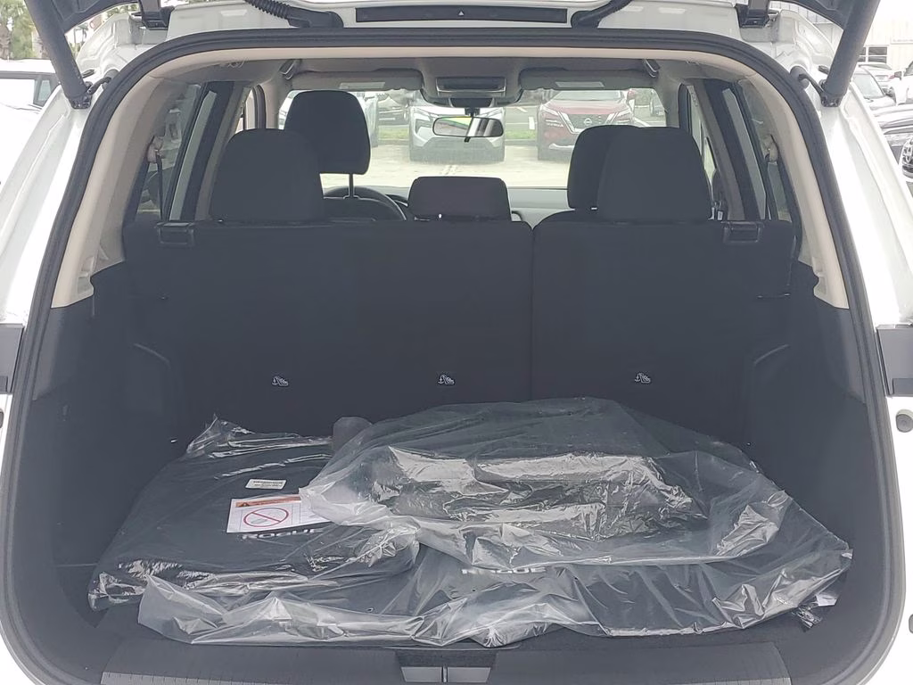 2026 Everest White Pearl Tricoat Nissan Rogue SV FWD SUV
