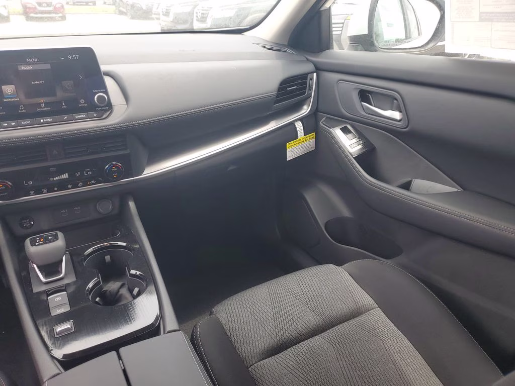 2026 Everest White Pearl Tricoat Nissan Rogue SV FWD SUV