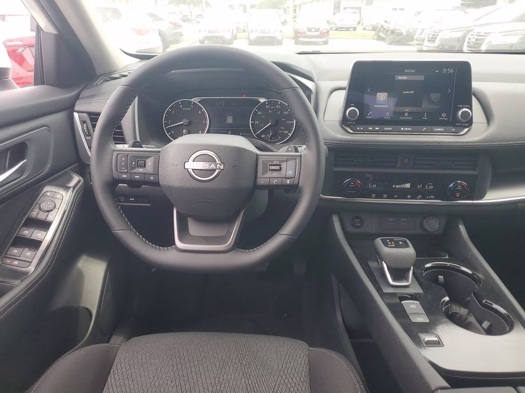 2026 Everest White Pearl Tricoat Nissan Rogue SV FWD SUV