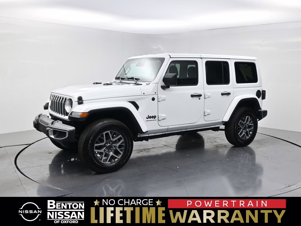 2026 Bright White Clearcoat Jeep Wrangler Sahara 4X4 SUV