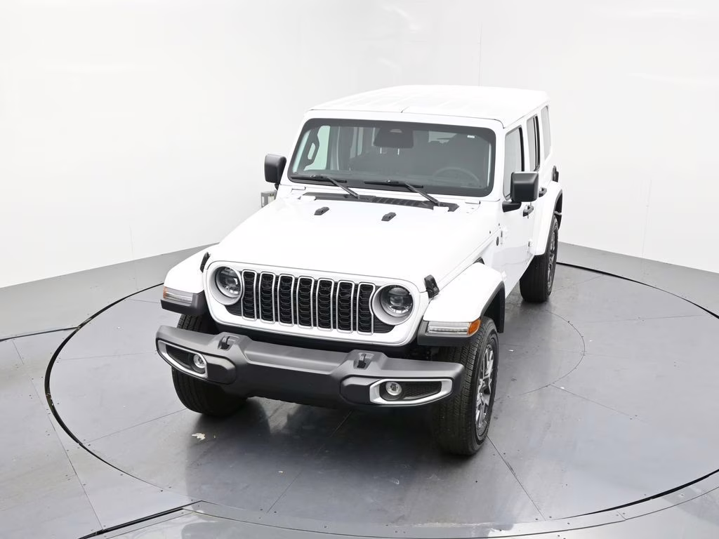 2026 Bright White Clearcoat Jeep Wrangler Sahara 4X4 SUV