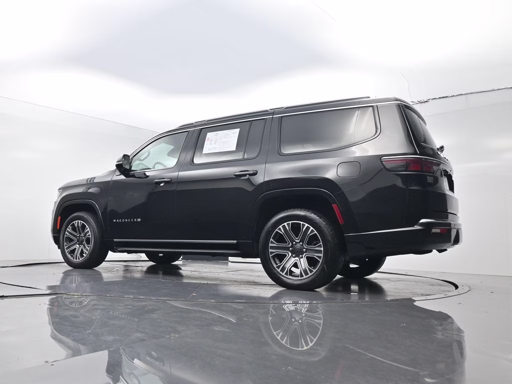 2024 Diamond Black Crystal Pearlcoat Jeep Wagoneer Series II RWD SUV