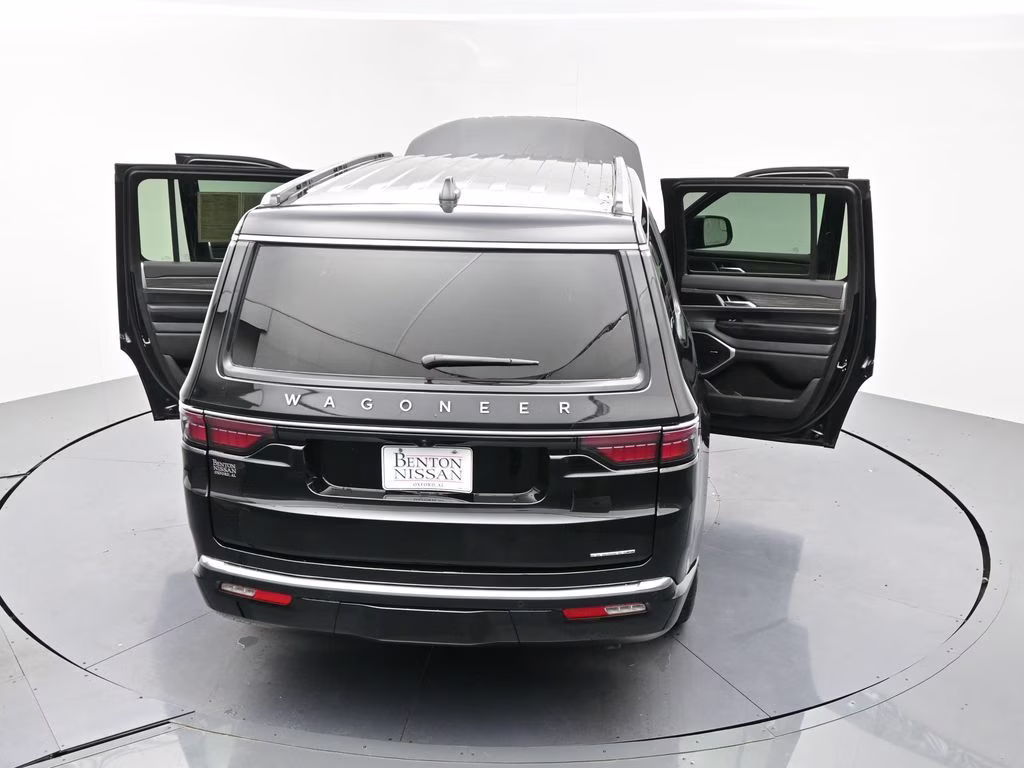2024 Diamond Black Crystal Pearlcoat Jeep Wagoneer Series II RWD SUV
