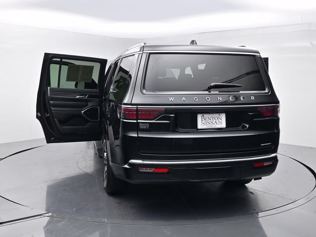 2024 Diamond Black Crystal Pearlcoat Jeep Wagoneer Series II RWD SUV