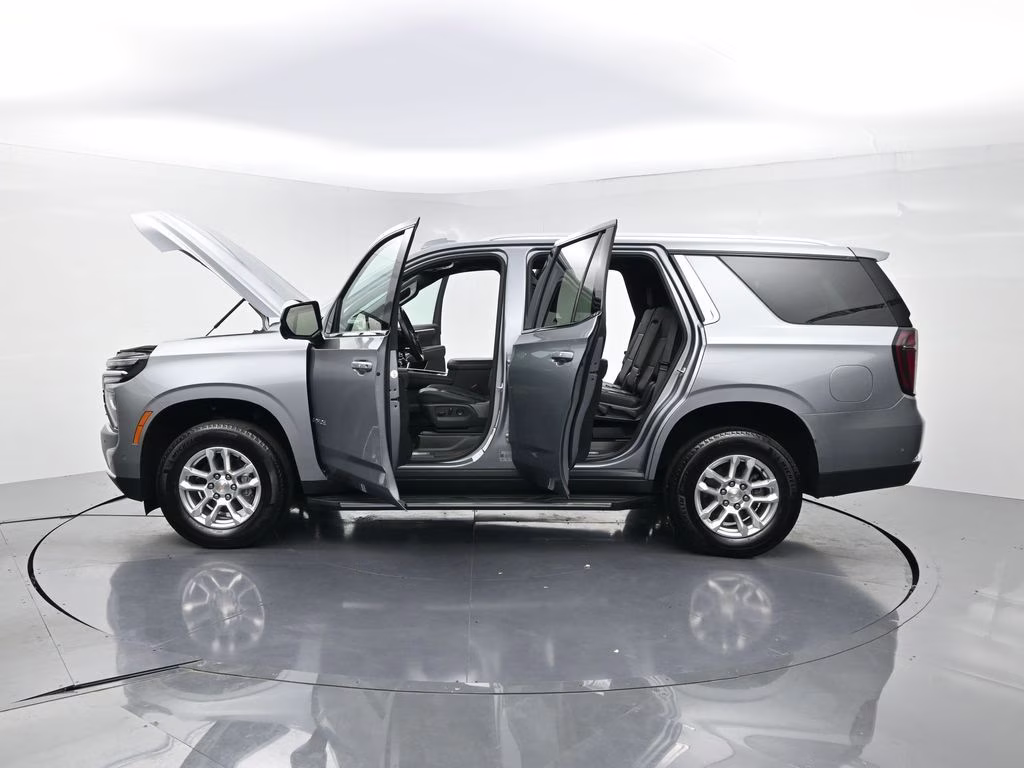 2025 Sterling Gray Metallic Chevrolet Tahoe LT 4X4 SUV