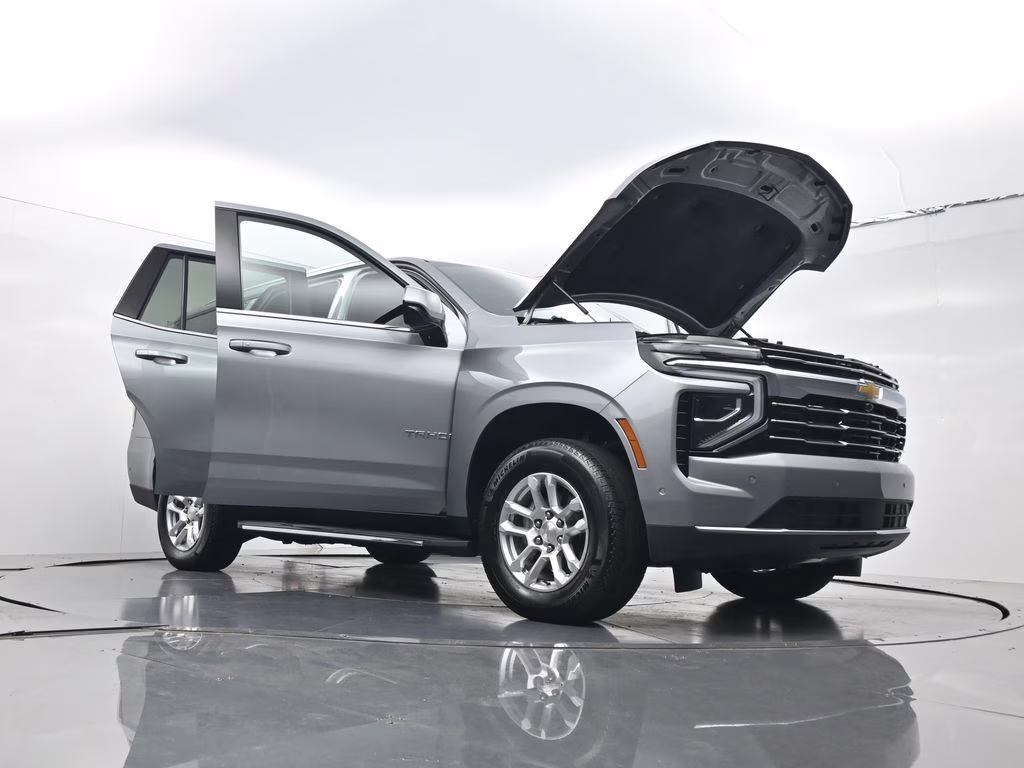2025 Sterling Gray Metallic Chevrolet Tahoe LT 4X4 SUV