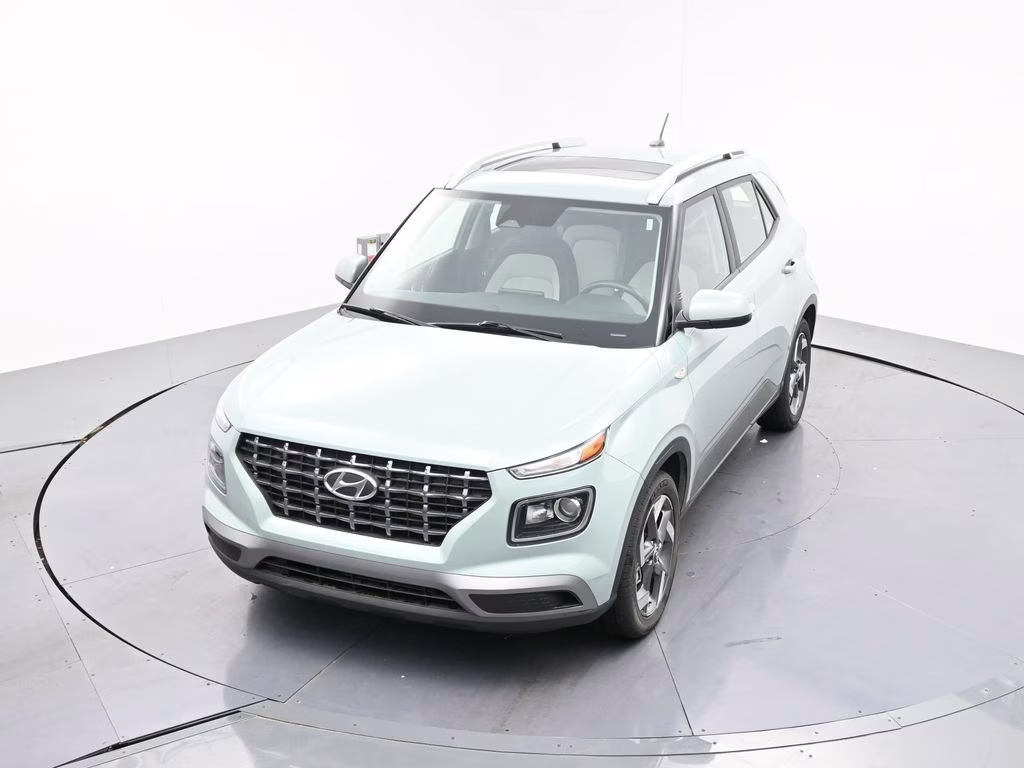 2025 Mirage Green Hyundai Venue SEL FWD SUV