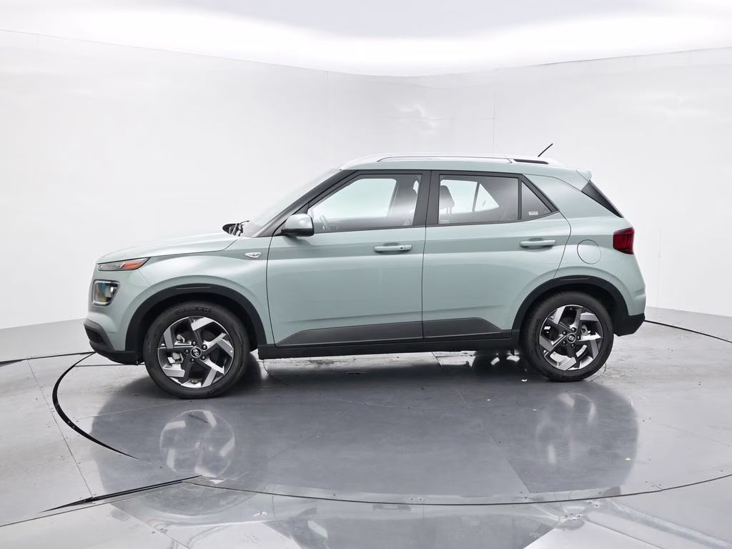2025 Mirage Green Hyundai Venue SEL FWD SUV