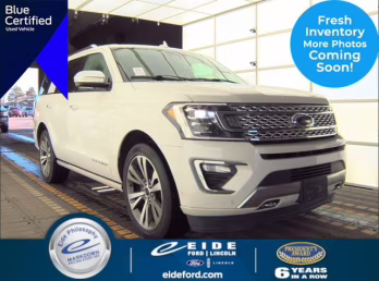 2021 Star White Metallic Tri-Coat Ford Expedition Platinum 4X4 SUV