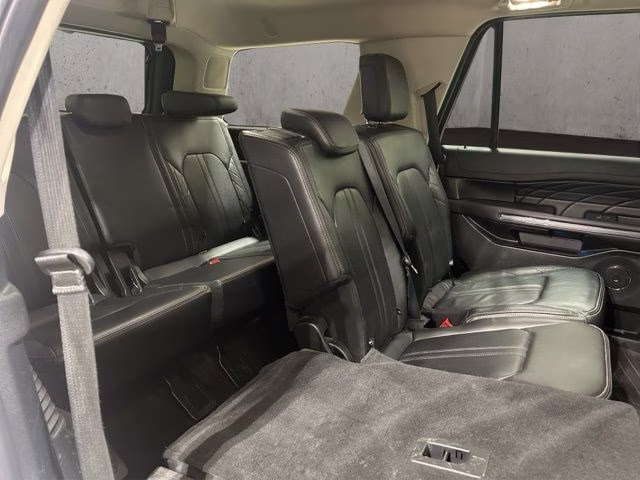 2021 Star White Metallic Tri-Coat Ford Expedition Platinum 4X4 SUV