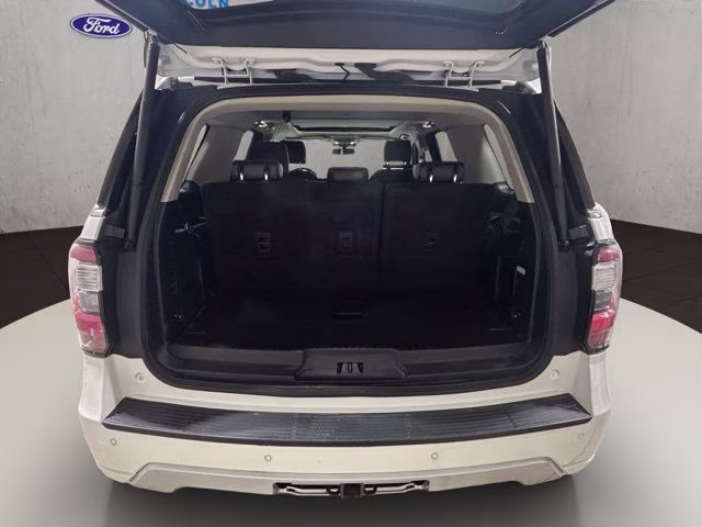 2021 Star White Metallic Tri-Coat Ford Expedition Platinum 4X4 SUV