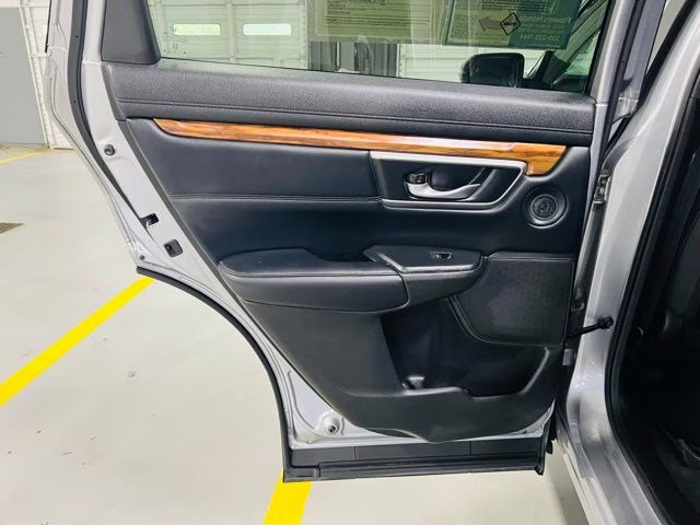 2022 Lunar Silver Metallic Honda CR-V Touring AWD SUV