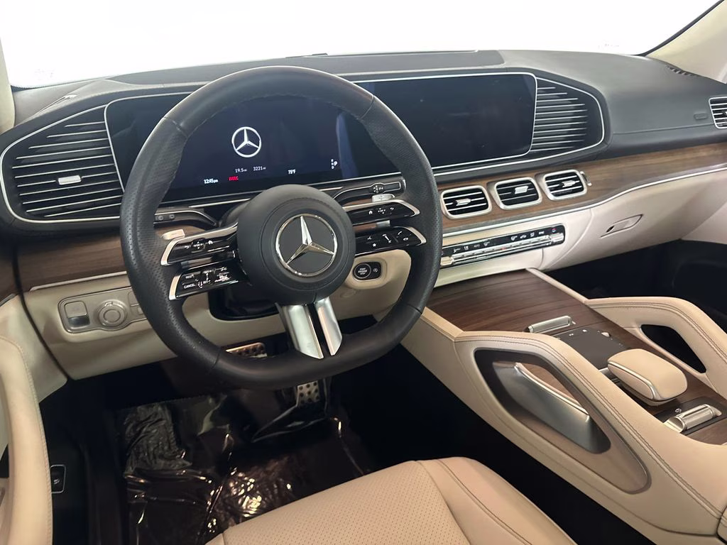 2025 Polar White Mercedes-Benz GLS GLS 450 AWD SUV