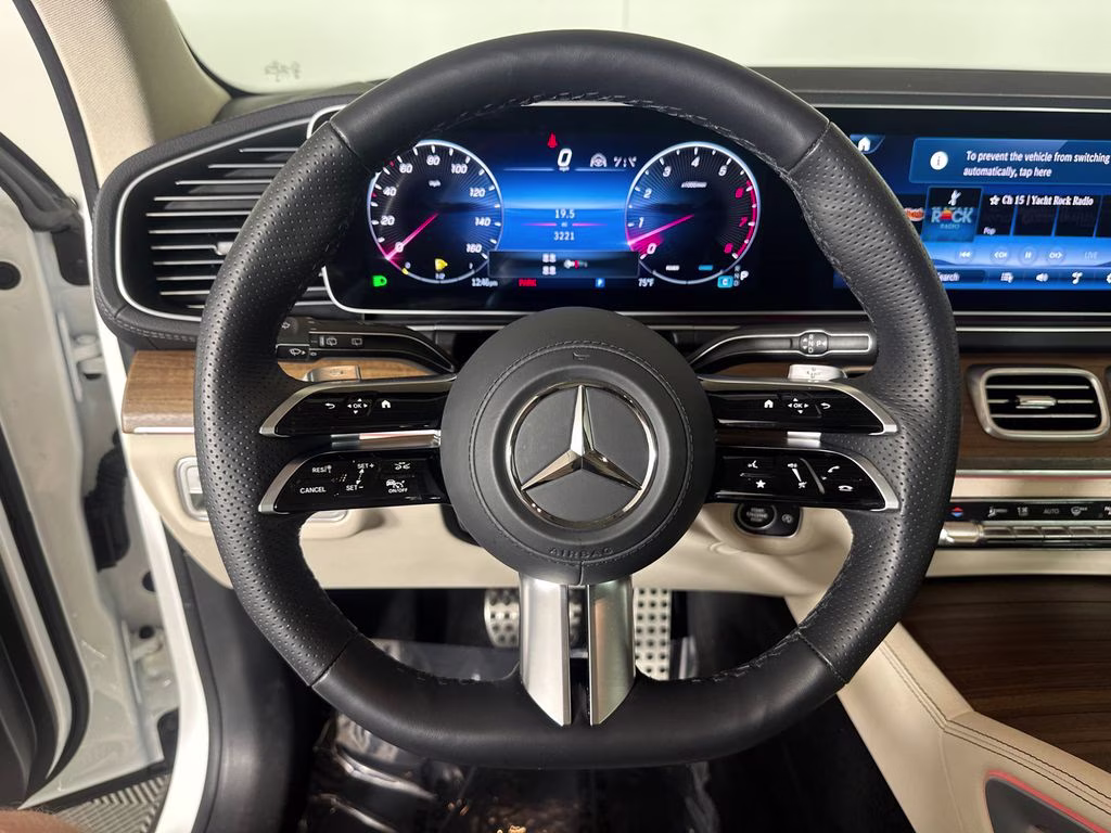 2025 Polar White Mercedes-Benz GLS GLS 450 AWD SUV