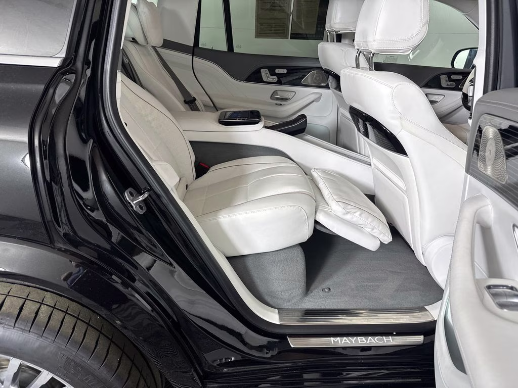 2022 Obsidian Black Metallic Mercedes-Benz GLS Maybach GLS 600 AWD SUV