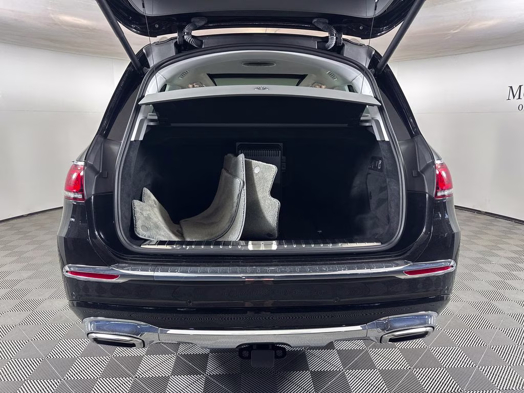 2022 Obsidian Black Metallic Mercedes-Benz GLS Maybach GLS 600 AWD SUV