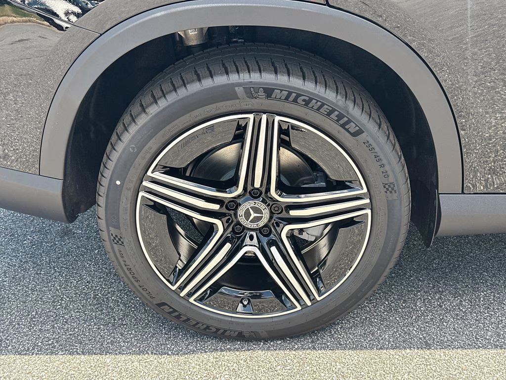 2026 105/040black Mercedes-Benz GLC GLC 300 RWD SUV