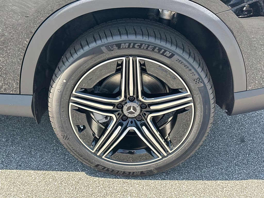 2026 105/040black Mercedes-Benz GLC GLC 300 RWD SUV