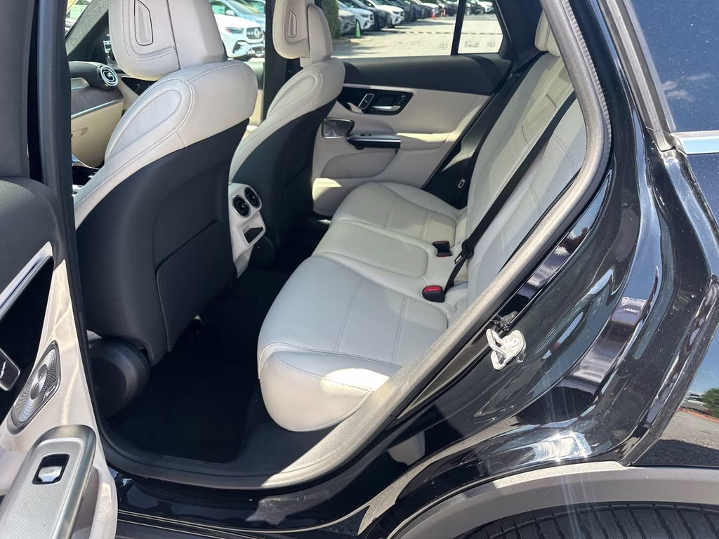 2026 105/040black Mercedes-Benz GLC GLC 300 RWD SUV