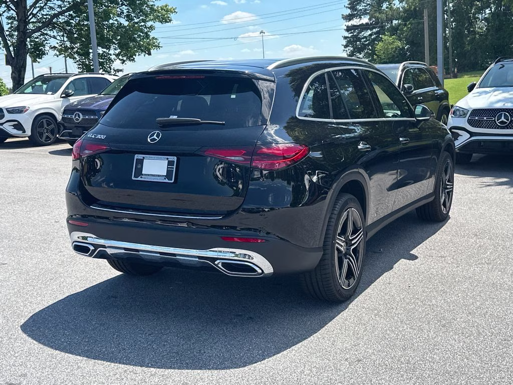 2026 105/040black Mercedes-Benz GLC GLC 300 RWD SUV