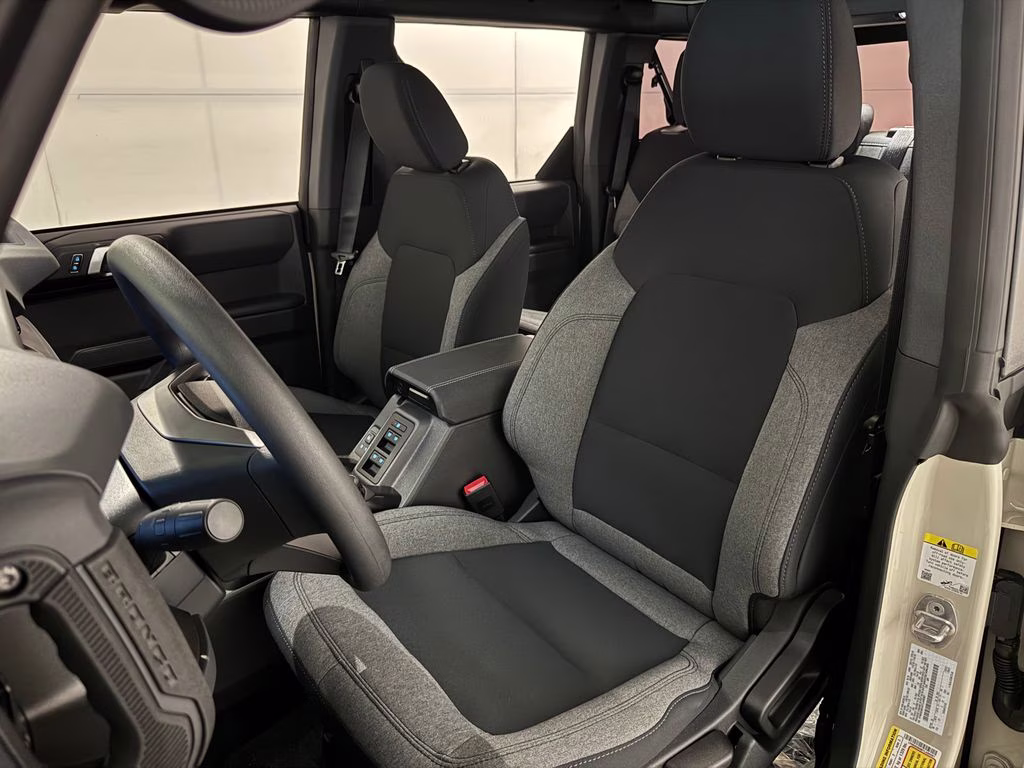 2026 Desert Sand Ford Bronco Base 4X4 SUV