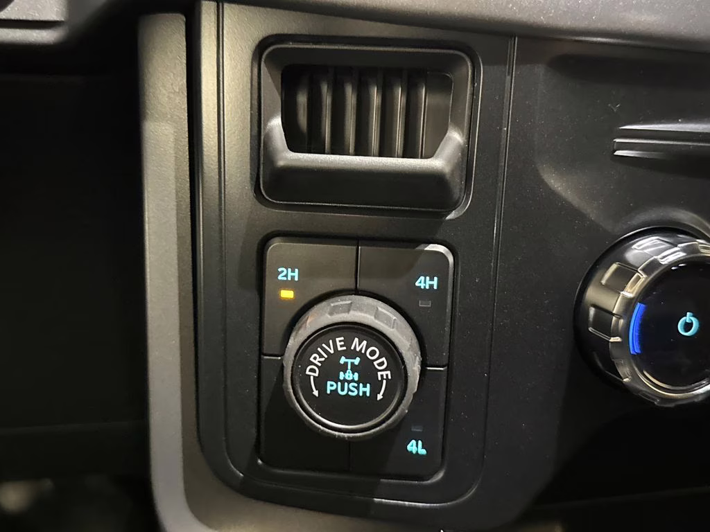 2026 Agate Black Metallic Ford F-150 XLT 4X4 Truck