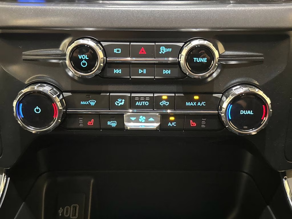 2026 Agate Black Metallic Ford F-150 XLT 4X4 Truck