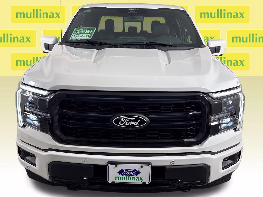 2026 Star White Metallic Tri-Coat Ford F-150 Lariat 4X4 Truck