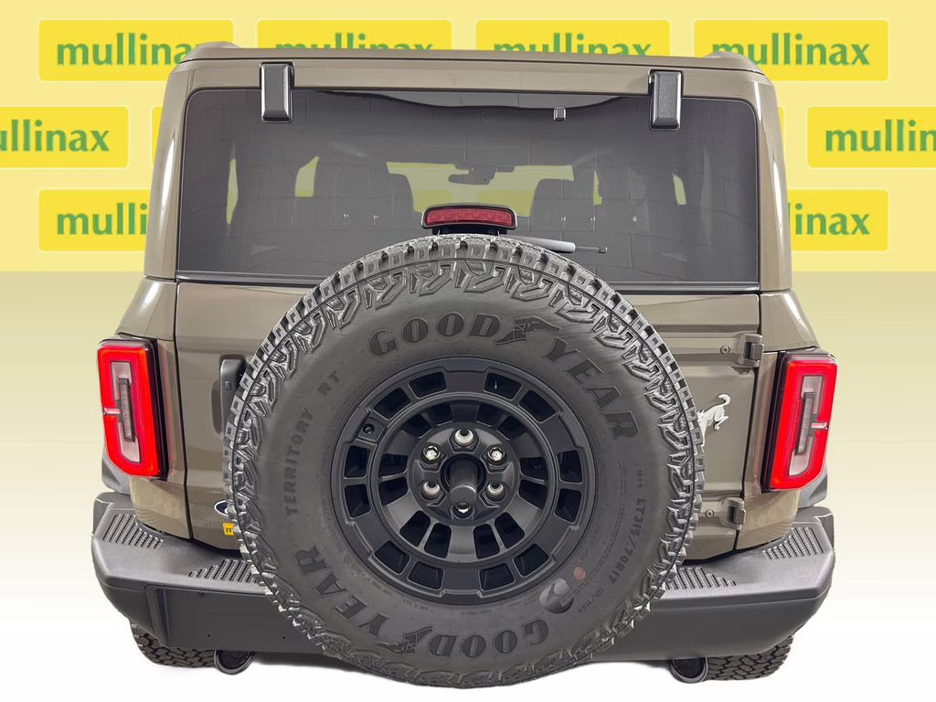 2026 Marsh Gray Ford Bronco Badlands 4X4 SUV