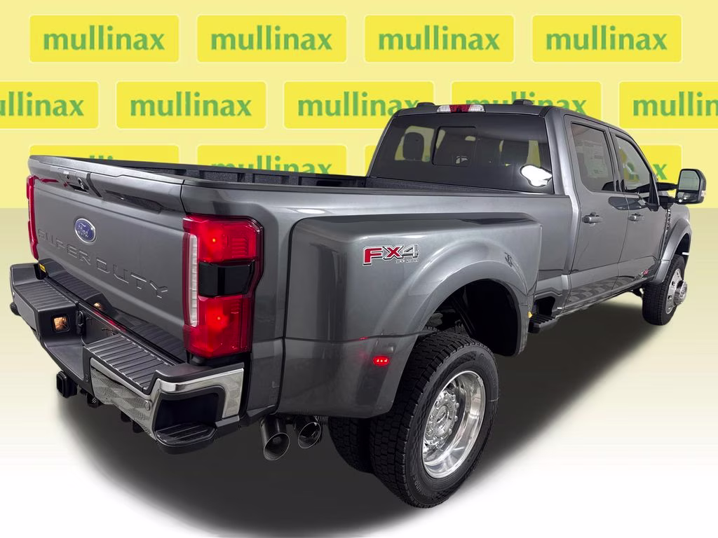 2026 Gray Ford Super Duty F-450 DRW Lariat 4X4 Truck