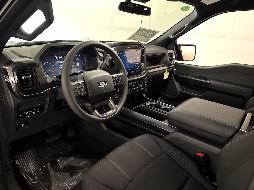 2026 Agate Black Metallic Ford F-150 LOBO 4X4 Truck