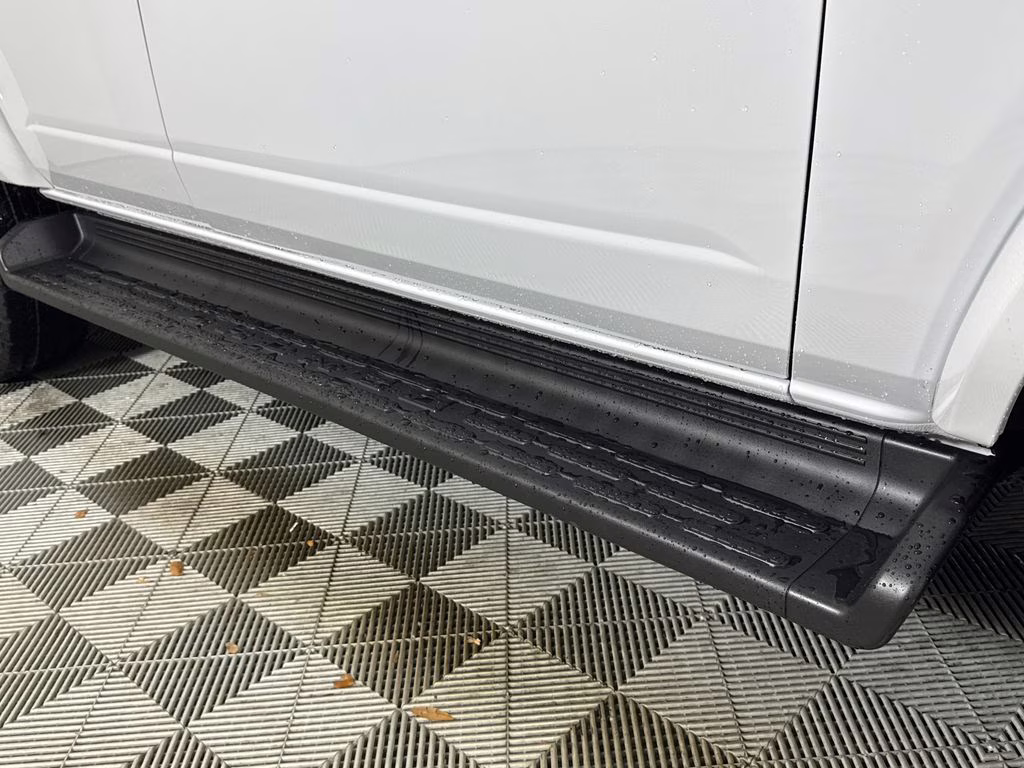 2026 Oxford White Ford Bronco Outer Banks 4X4 SUV