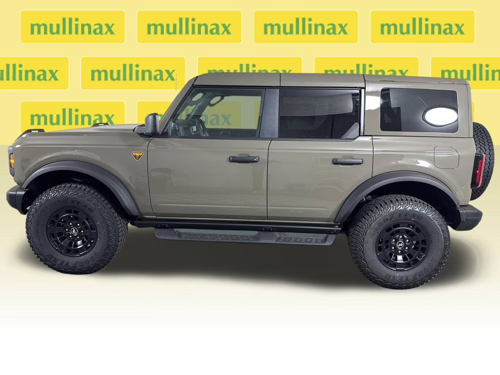 2026 Marsh Gray Ford Bronco Badlands 4X4 SUV