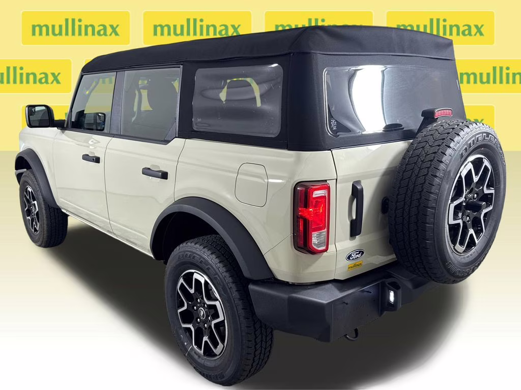 2026 Desert Sand Ford Bronco Base 4X4 SUV