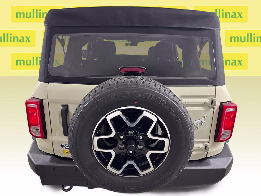 2026 Desert Sand Ford Bronco Base 4X4 SUV