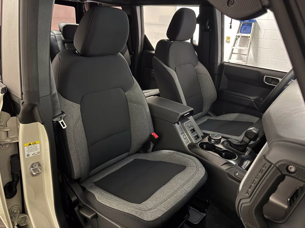 2026 Desert Sand Ford Bronco Base 4X4 SUV