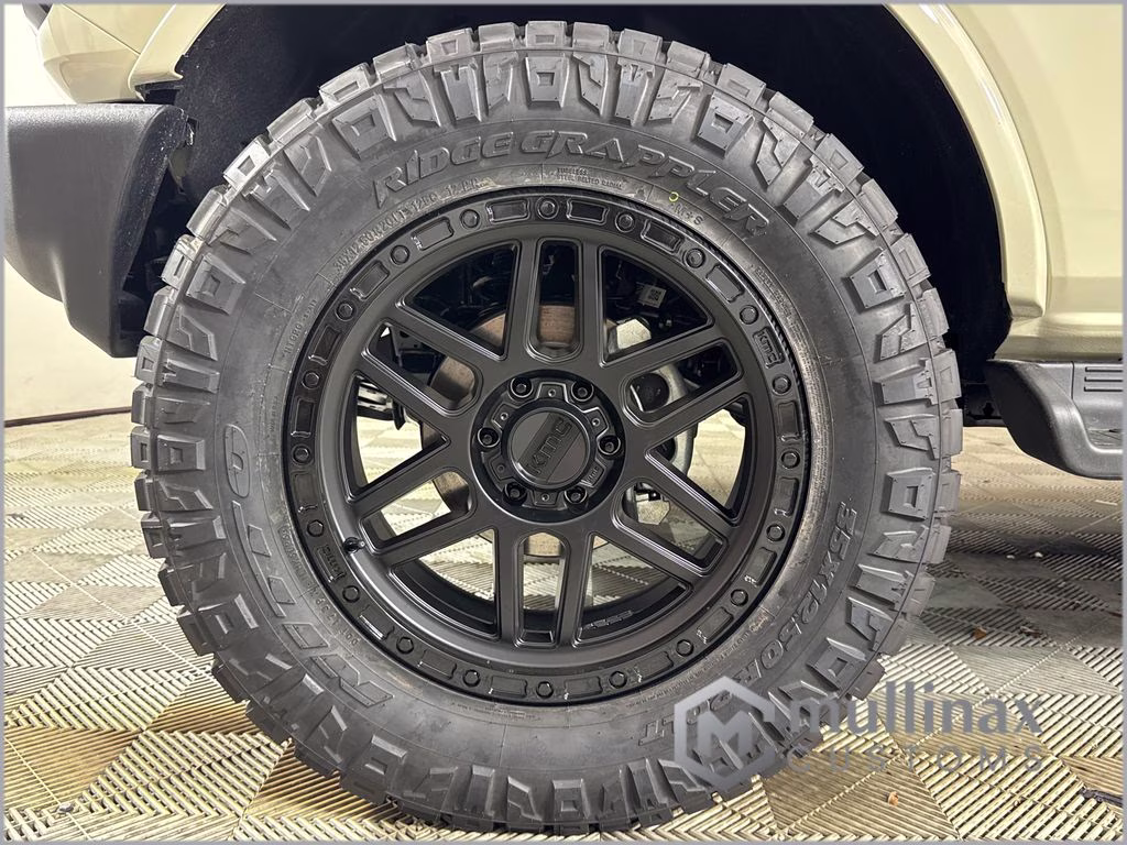 2026 Desert Sand Ford Bronco Outer Banks 4X4 SUV