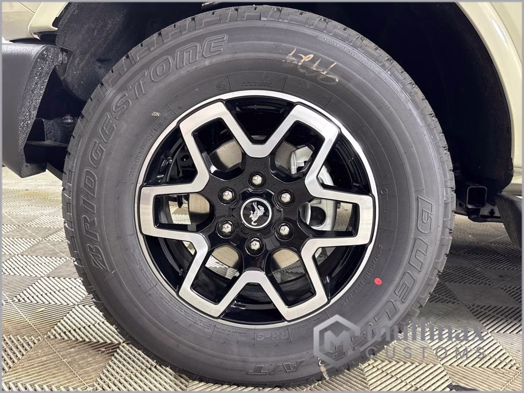 2026 Desert Sand Ford Bronco Outer Banks 4X4 SUV