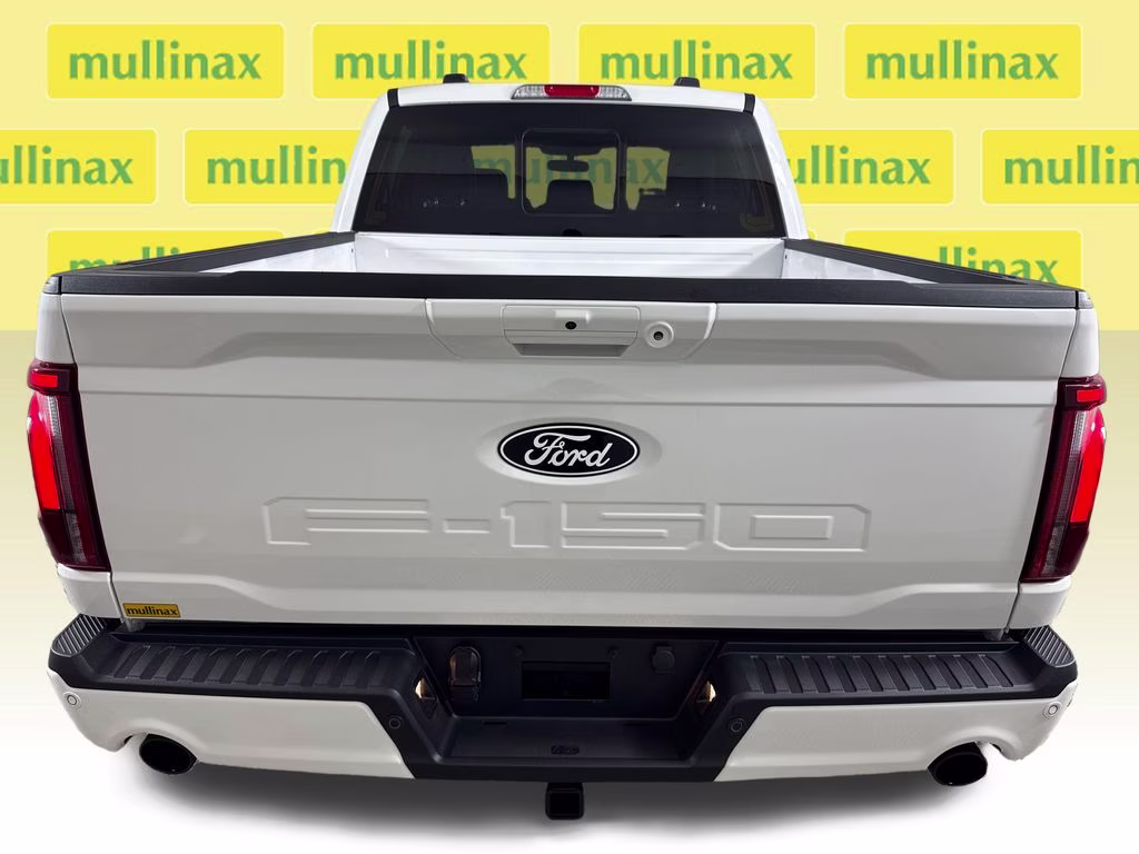 2026 Star White Metallic Tri-Coat Ford F-150 Lariat 4X4 Truck