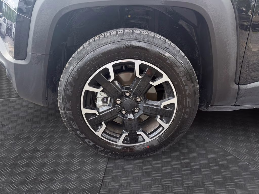 2023 Black Clearcoat Jeep Renegade Trailhawk 4X4 SUV