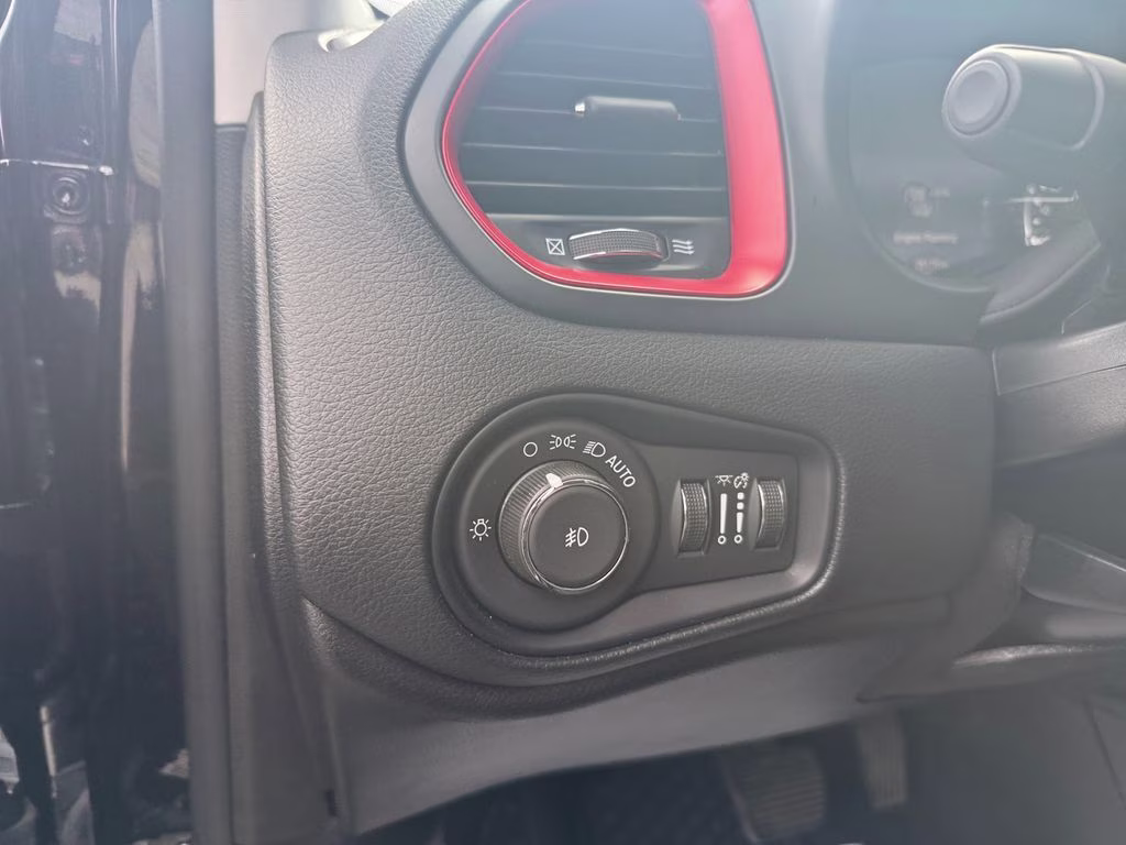 2023 Black Clearcoat Jeep Renegade Trailhawk 4X4 SUV