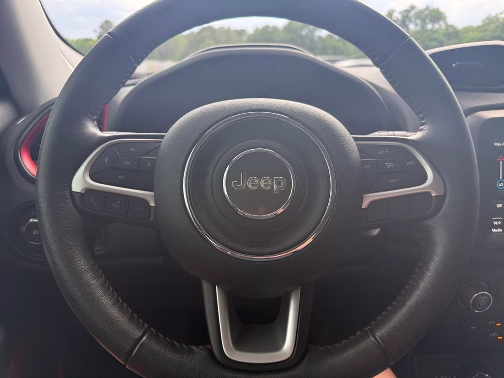 2023 Black Clearcoat Jeep Renegade Trailhawk 4X4 SUV