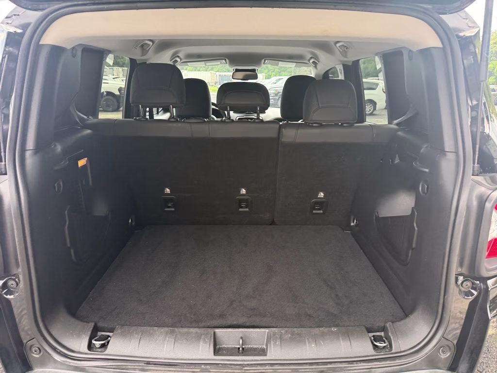 2023 Black Clearcoat Jeep Renegade Trailhawk 4X4 SUV
