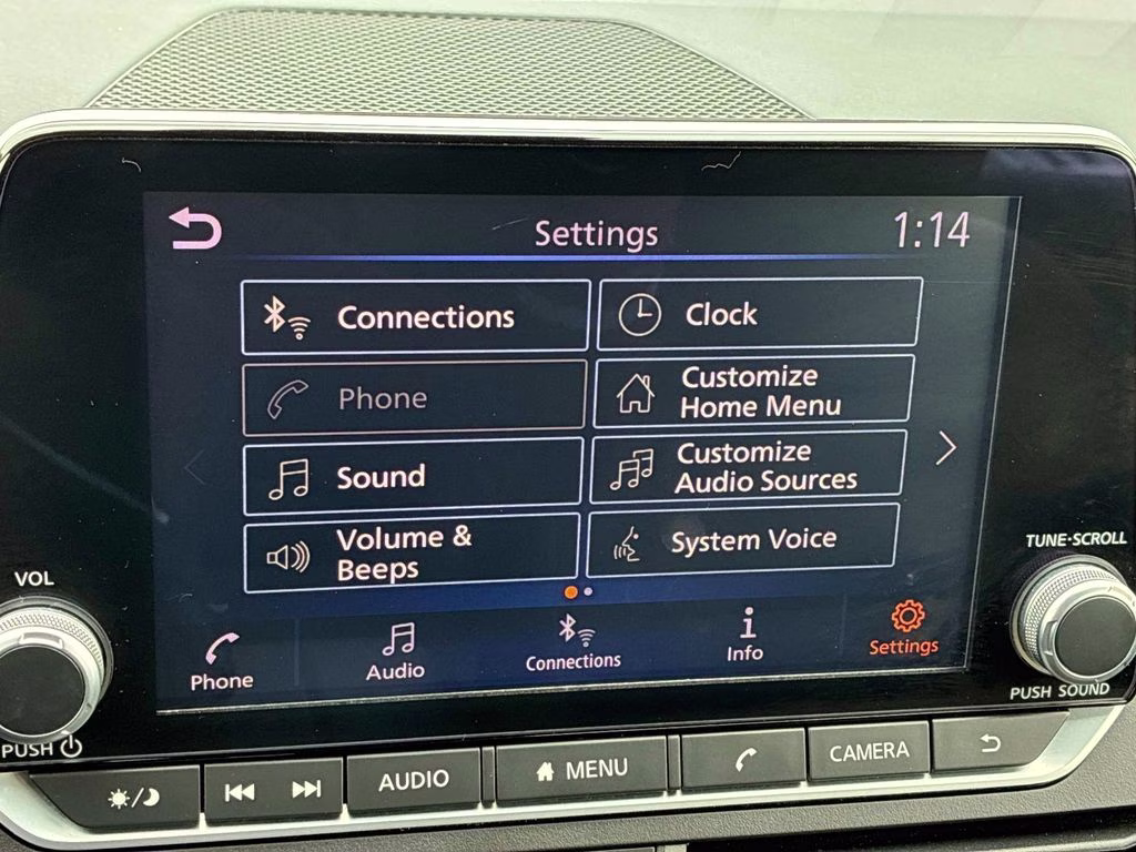 2023 Gun Metallic Nissan Altima 2.5 SV FWD Sedan