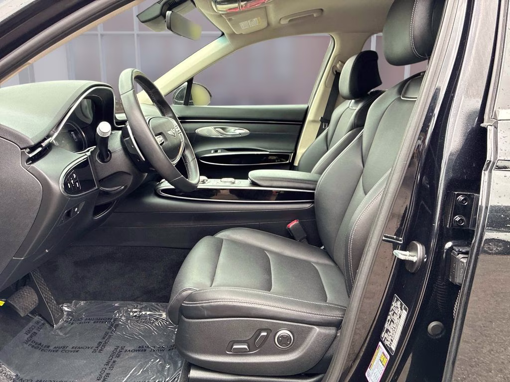 2025 Vik Black Genesis GV70 2.5T AWD SUV