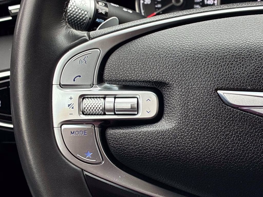2025 Vik Black Genesis GV70 2.5T AWD SUV