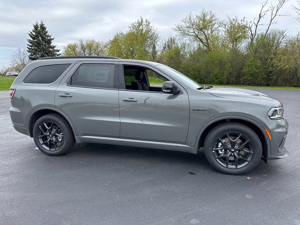 2026 Destroyer Gray Clearcoat Dodge Durango GT Plus HEMI V8 AWD SUV