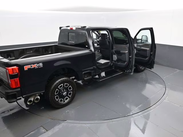2023 Black Ford Super Duty F-350 SRW Platinum 4X4 Truck